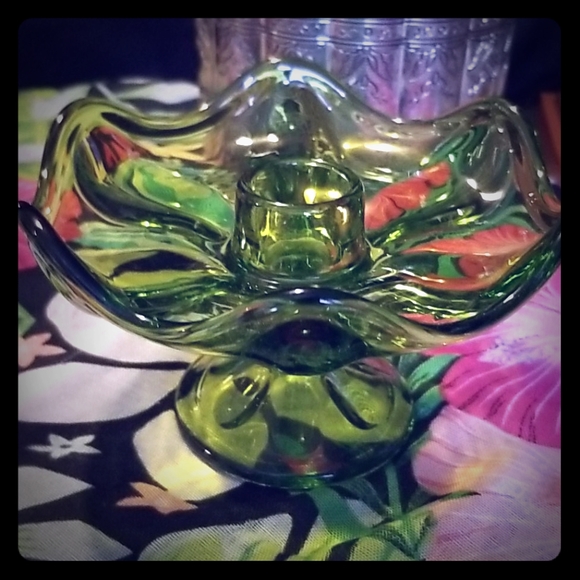 Vintage Epic 6 Petal Candleholder - Picture 1 of 5